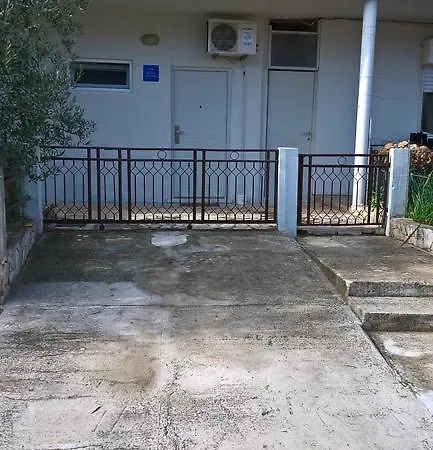 Studio Tramuntana Apartment *